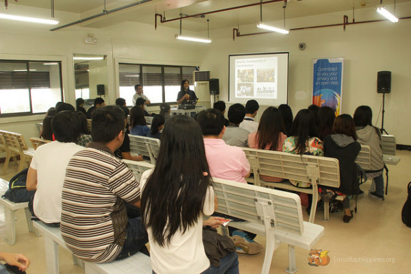 MozillaPH Community Manager Faye Tandog introduces Mozilla in the Philippines.